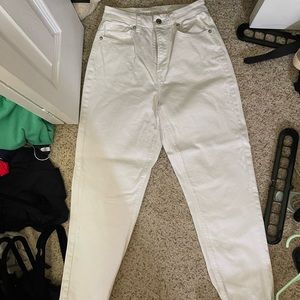 American Eagle White Jeans